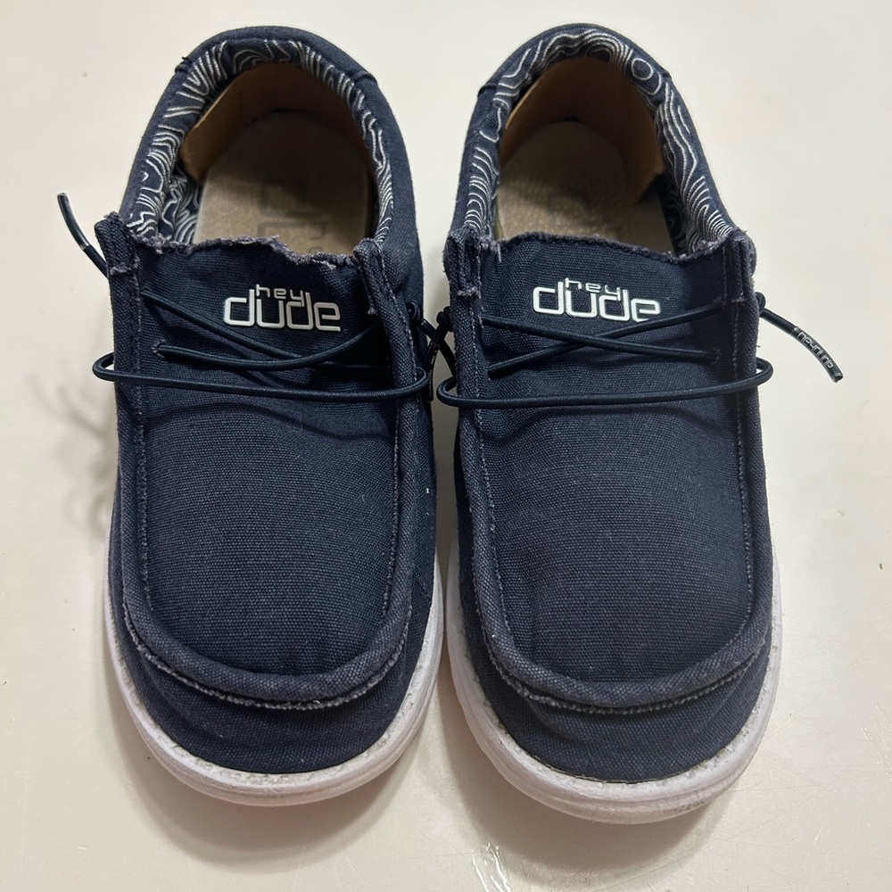 Hey Dude Wally kids navy blue slip in size Y3-L4 - Picture 8 of 10